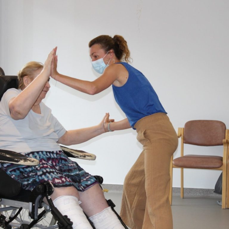 danse adaptée ehpad hno belleville en beaujolais 